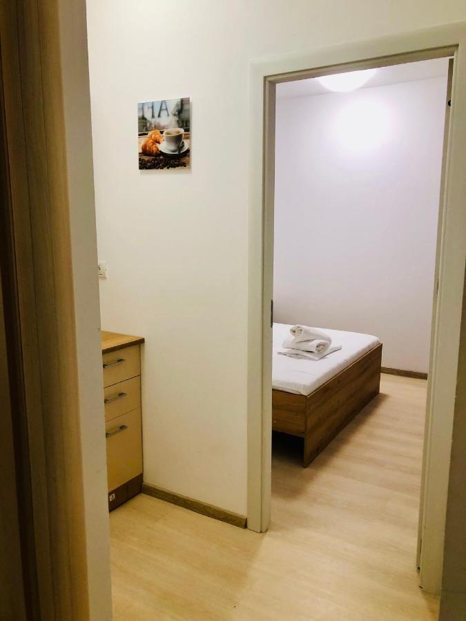 Ultra-Central Modern And Big Apartments In Union Square U41-U44 Timisoara Esterno foto
