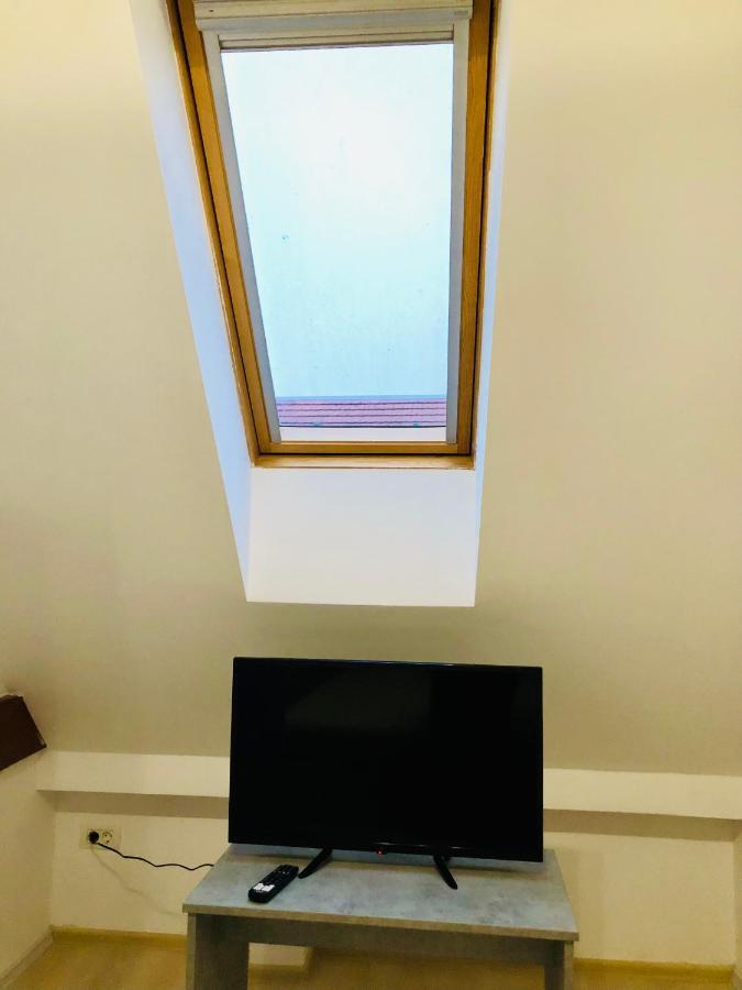 Ultra-Central Modern And Big Apartments In Union Square U41-U44 Timisoara Esterno foto