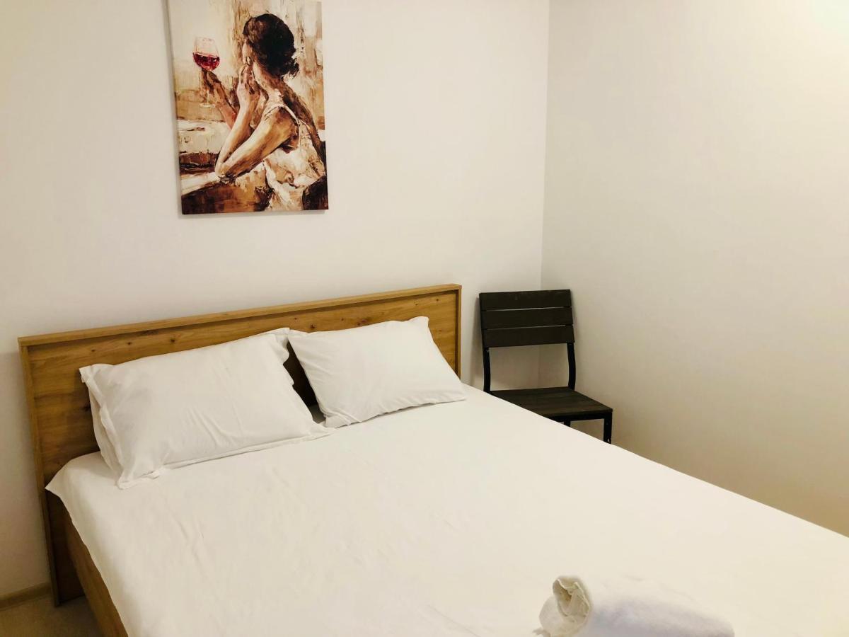 Ultra-Central Modern And Big Apartments In Union Square U41-U44 Timisoara Esterno foto